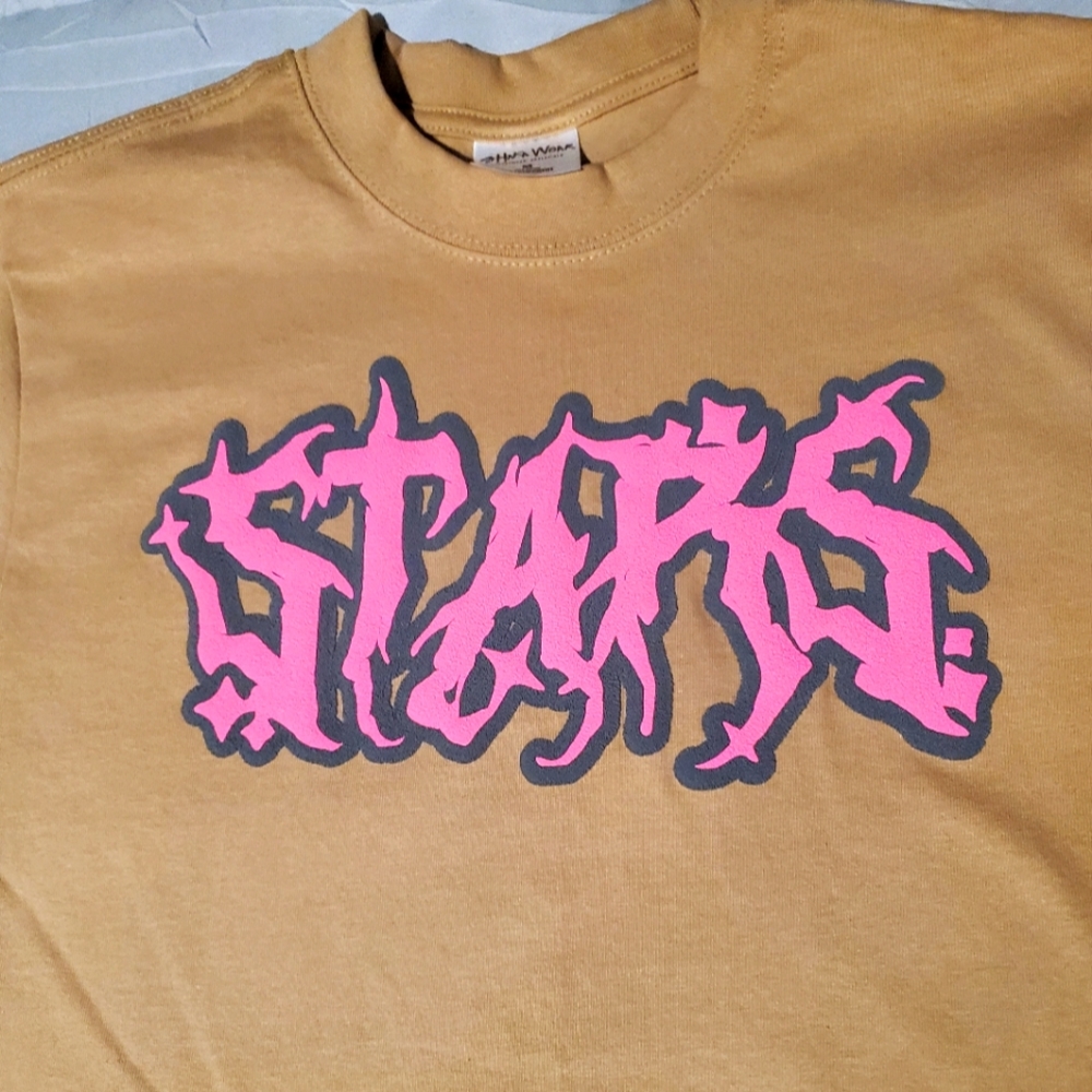 Custom tee (Glows)